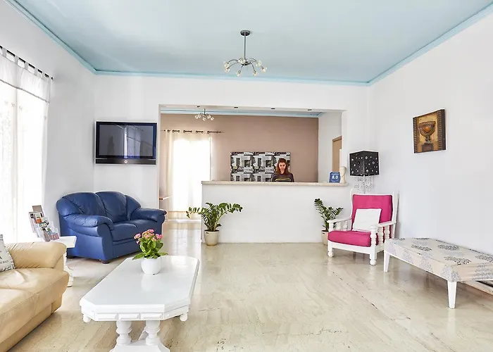 Zorbas Hotel Santorini