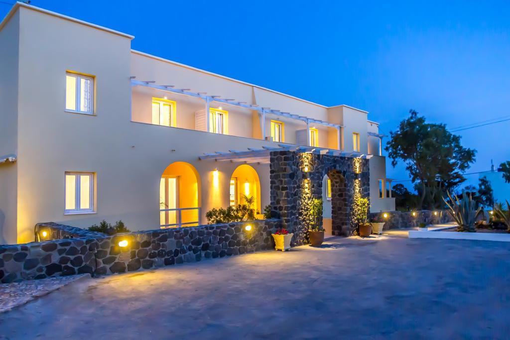 Zorbas Santorini