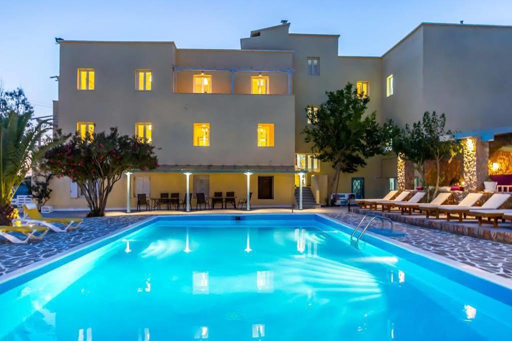 מלון Zorbas Santorini